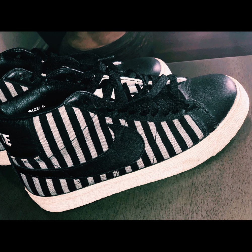 Nike SB Premium Blazer Black/White 6Y limited